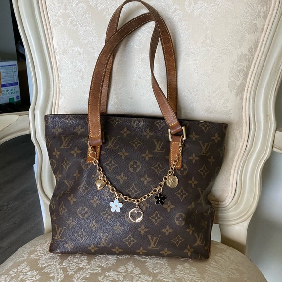 Louis Vuitton Monogram Tote - Picture 1 of 15
